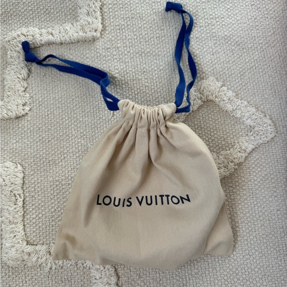 Louis Vuitton Headband - Picture 8 of 11